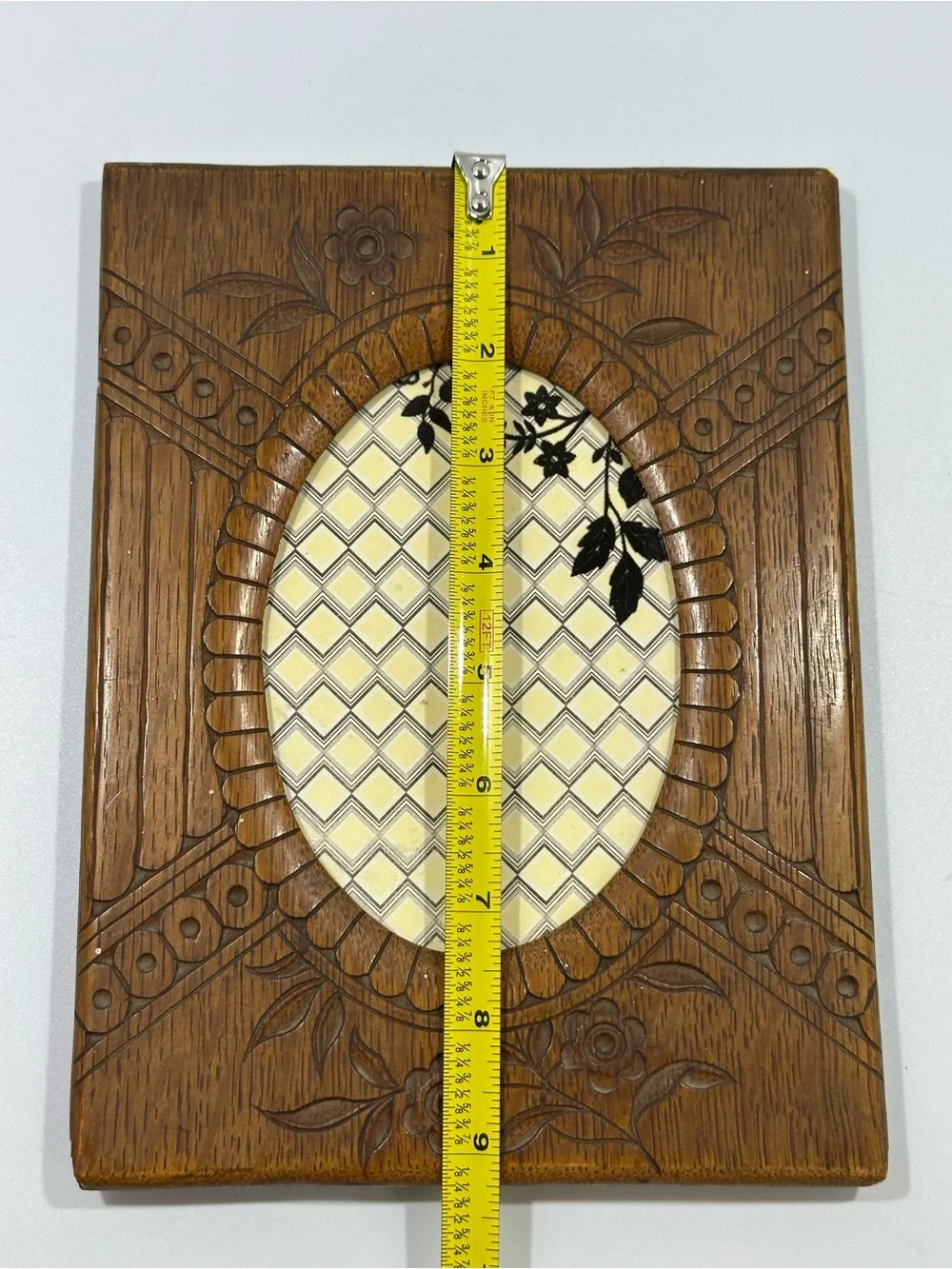 Vintage Carved Solid Wood Oval Picture Frame Floral Folk Art Cottage 4x6  READ